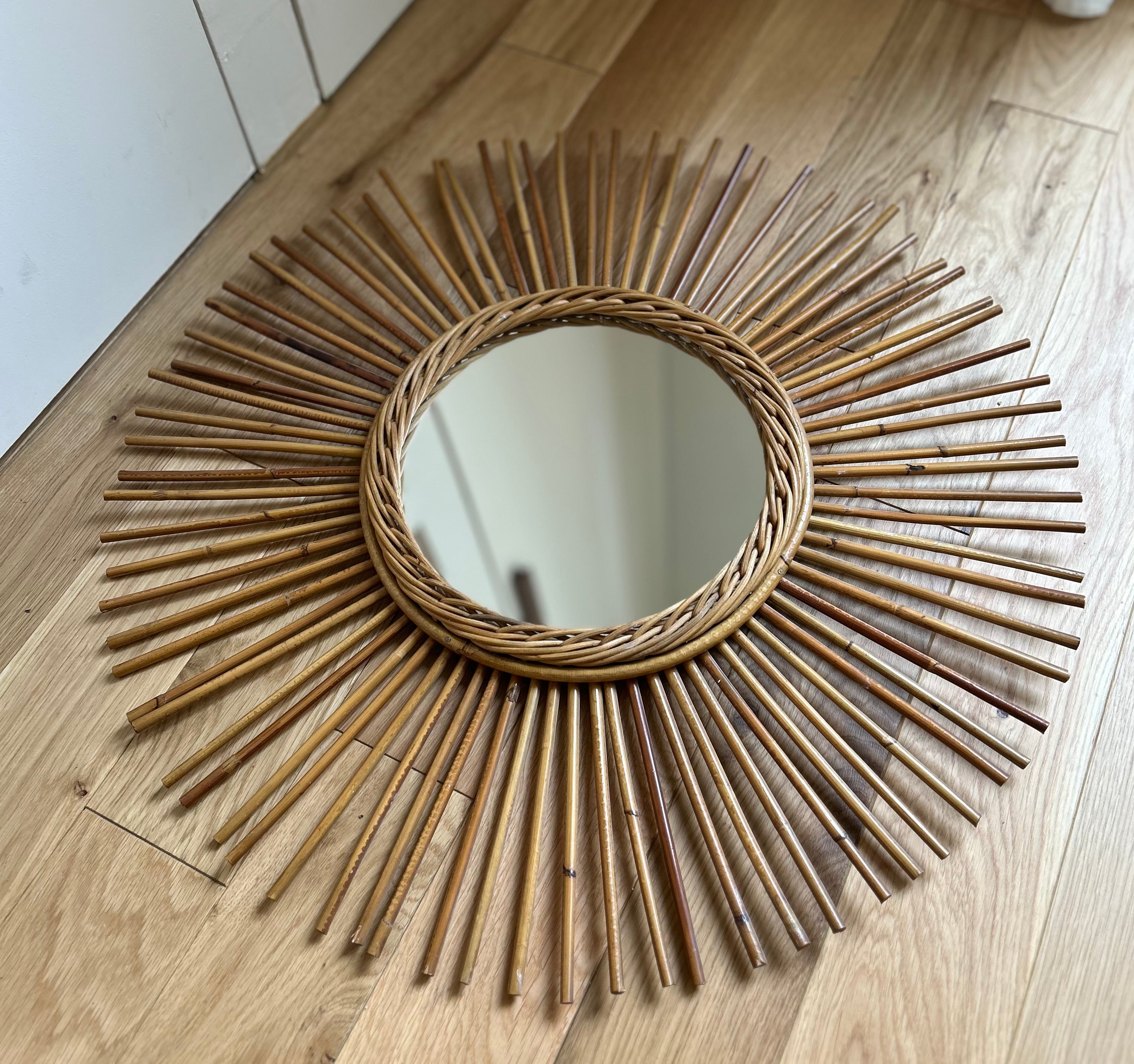 Miroir soleil en rotin