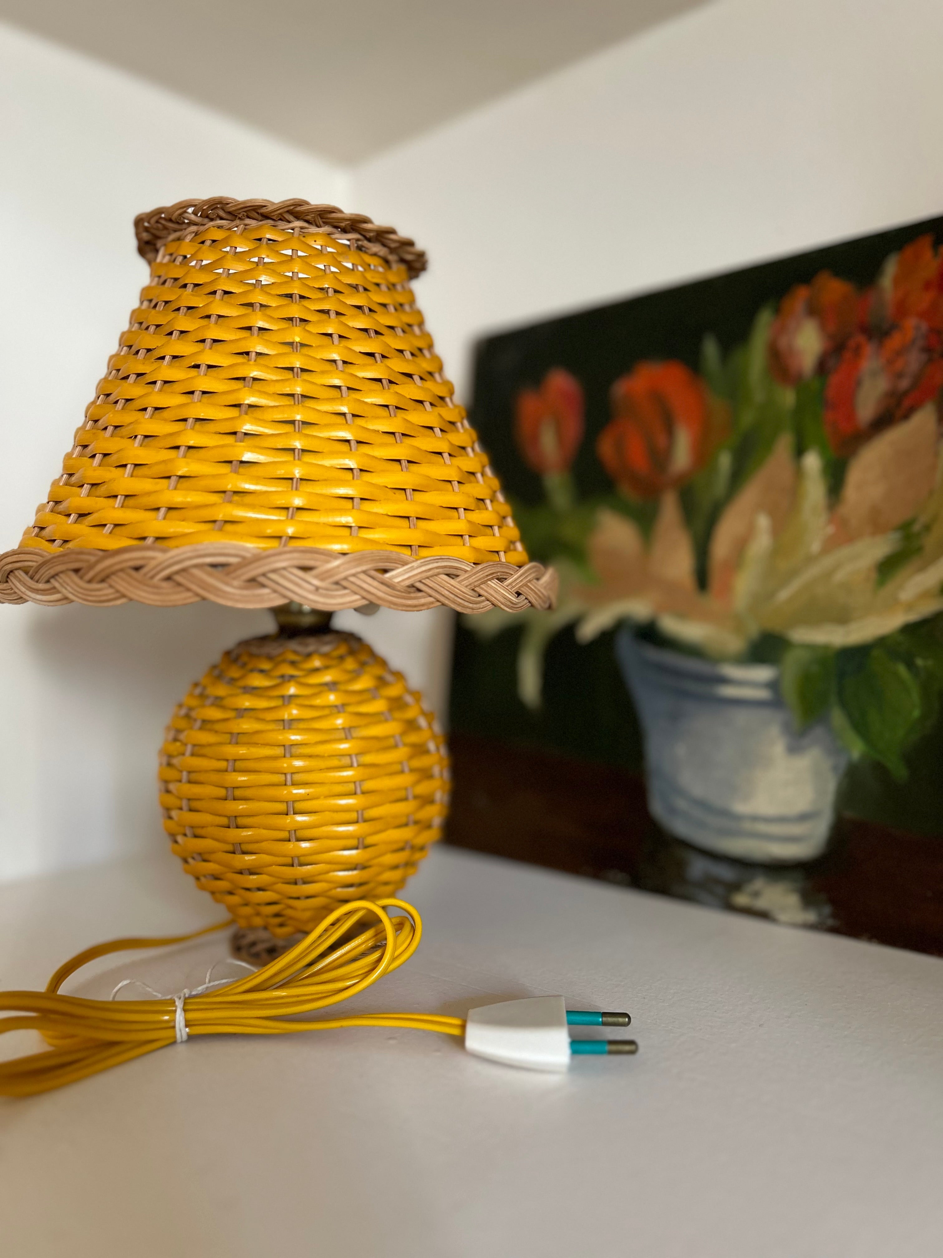 Petite lampe osier et rotin