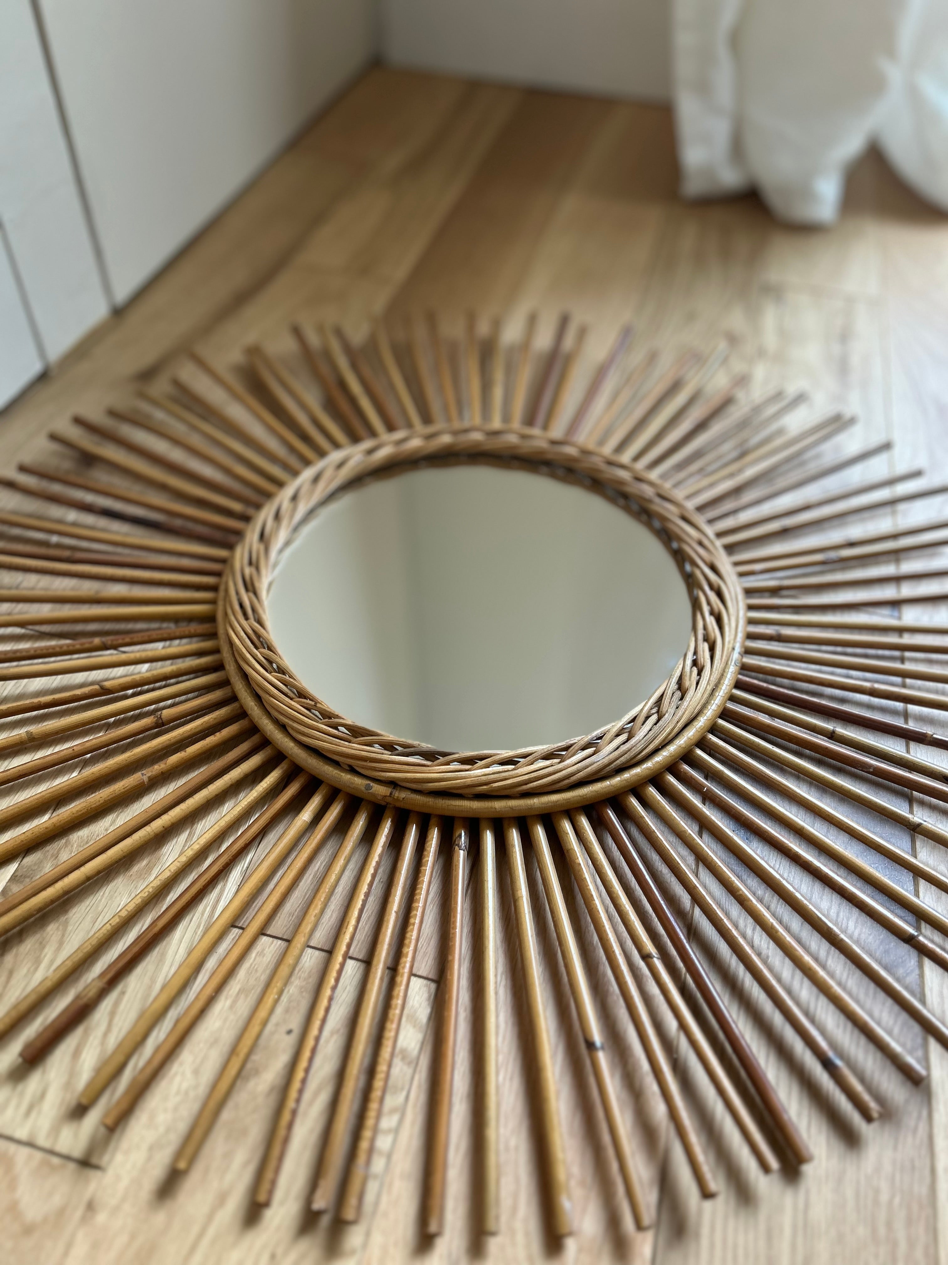 Miroir soleil en rotin