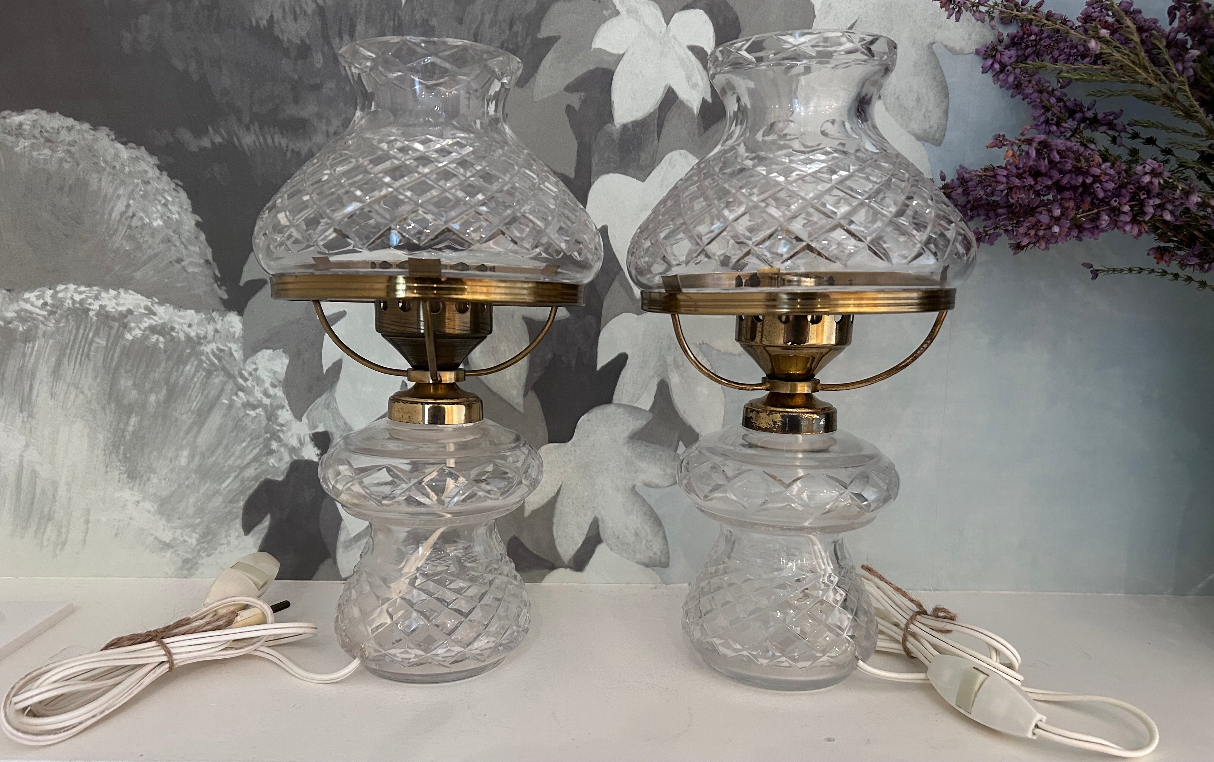 Paire de lampes en verre