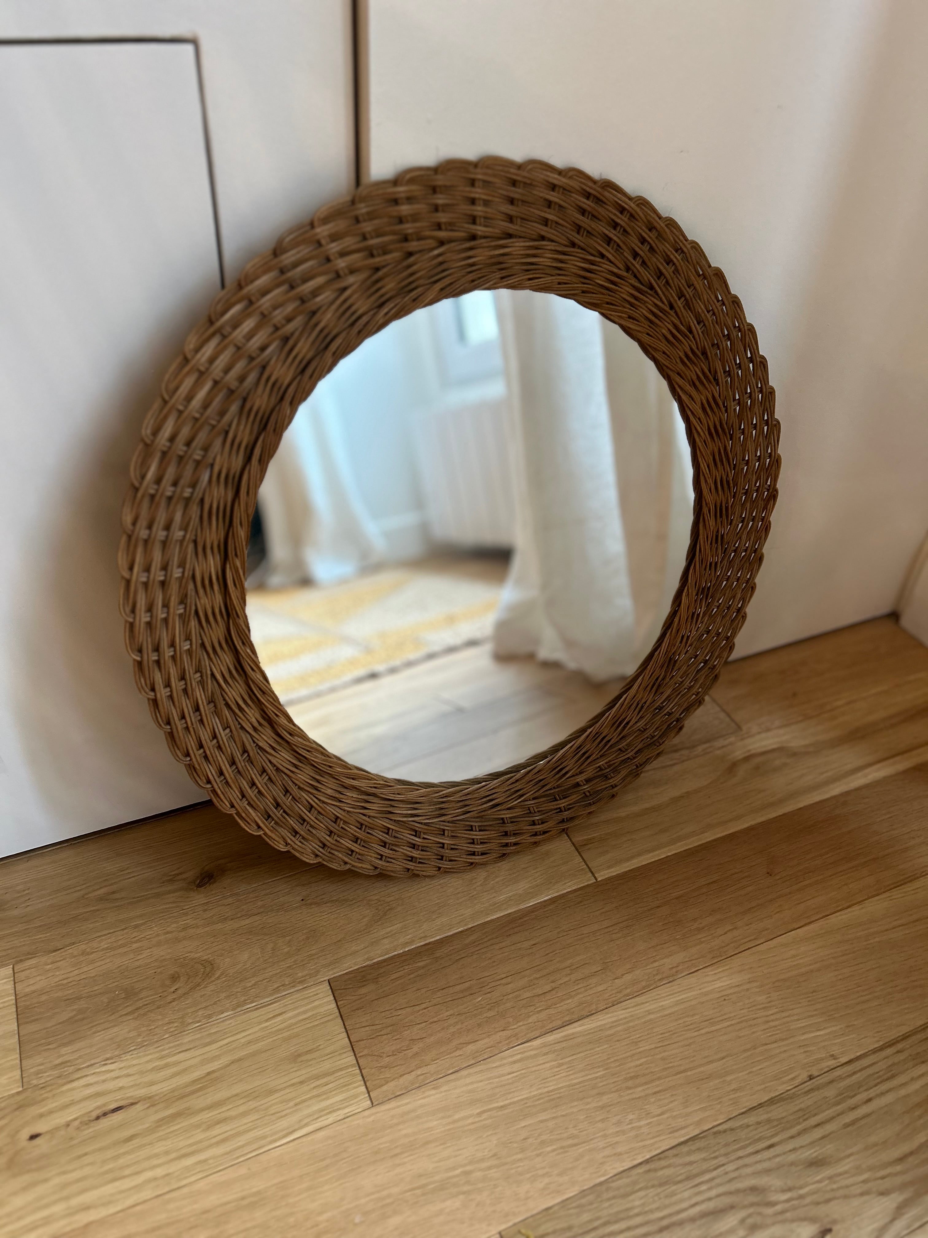 Miroir rond en osier